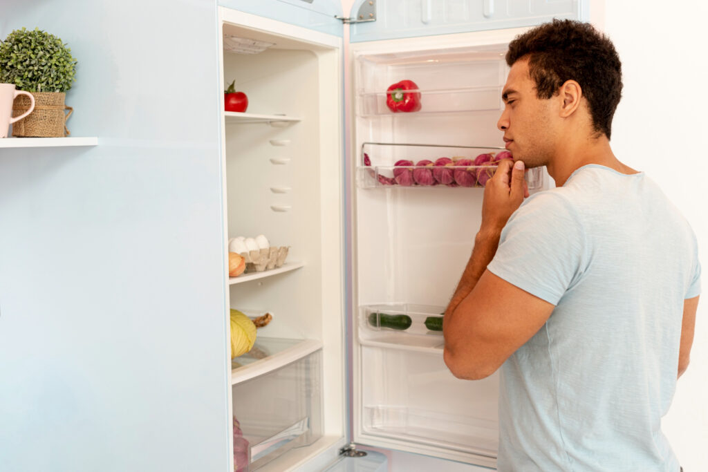 Ce ar trebuii sa verifici daca sistemul de racire al frigiderului s-a stricat