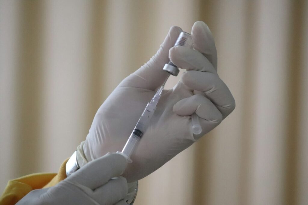 De la ce vârstă se poate face vaccinarea împotriva HPV