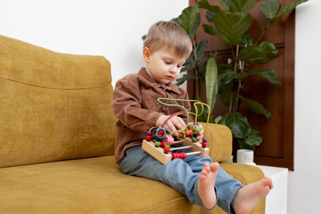 Cum influențează jucăriile dezvoltarea emoțională a copilului?